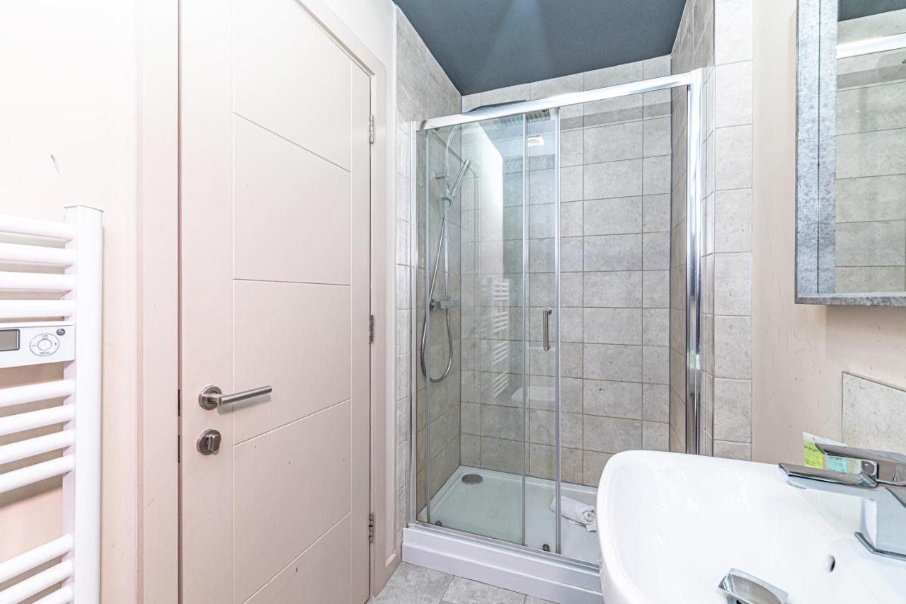 Wigan Central Serviced Apartments Exterior foto